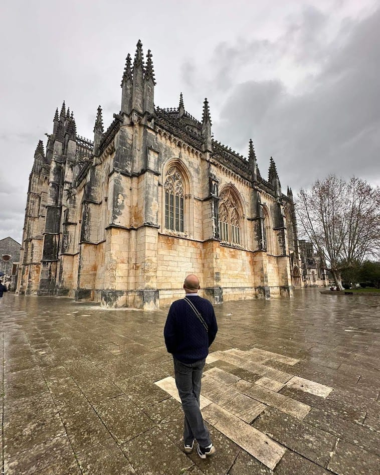 Echoes of Grandeur: A Journey Through the Mosteiro da Batalha's Timeless Majesty